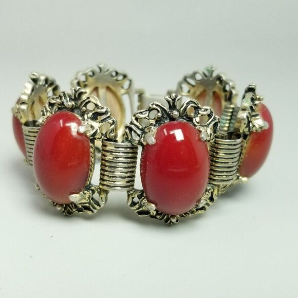 Vintage Red Oval Cabochon 6 Panel Bracelet, Retro Statement Bangle, Estate - Picture 6 of 7